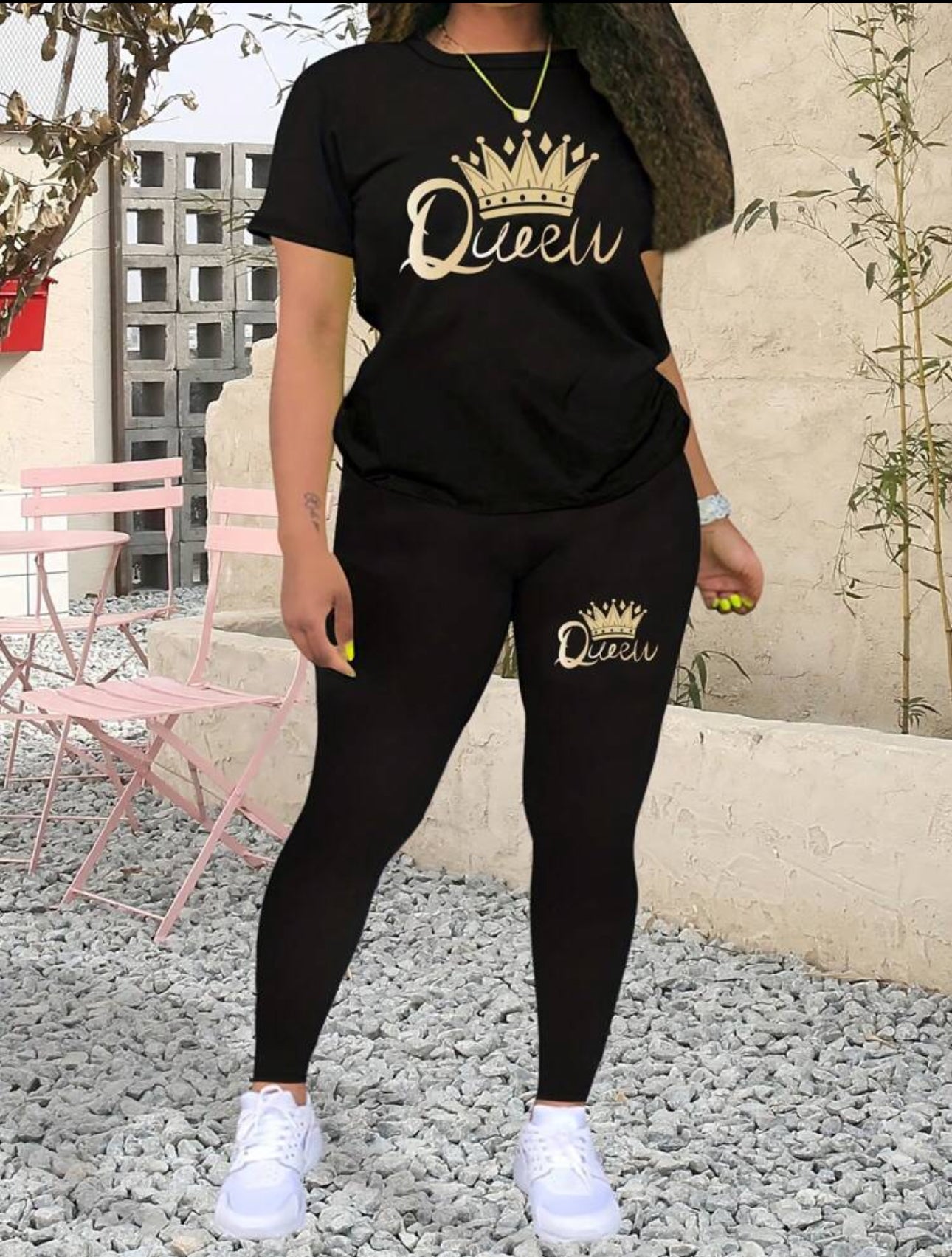 Queen Top And Leggings Set