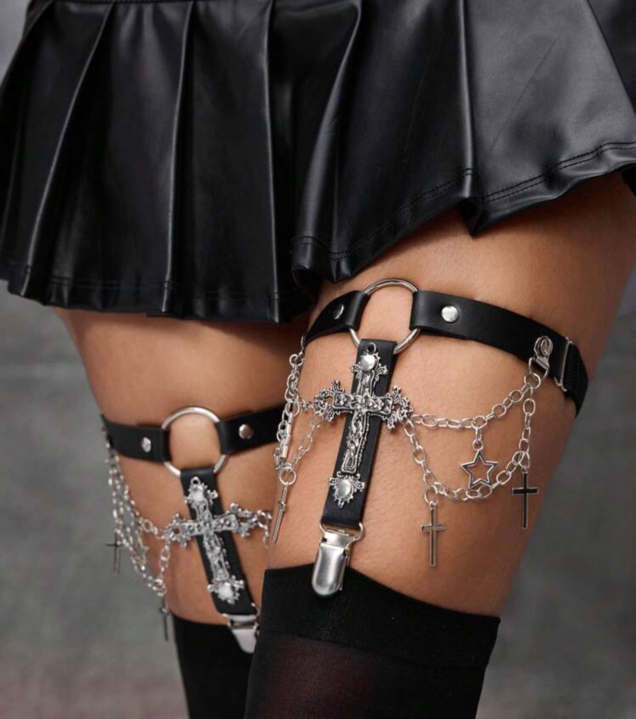 Gothic Cross & Chain Thigh Garter