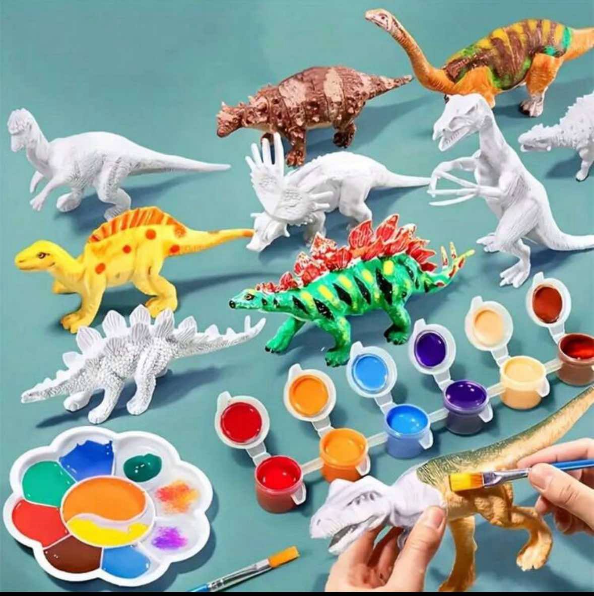 16 Piece Dinosaur Paint Set