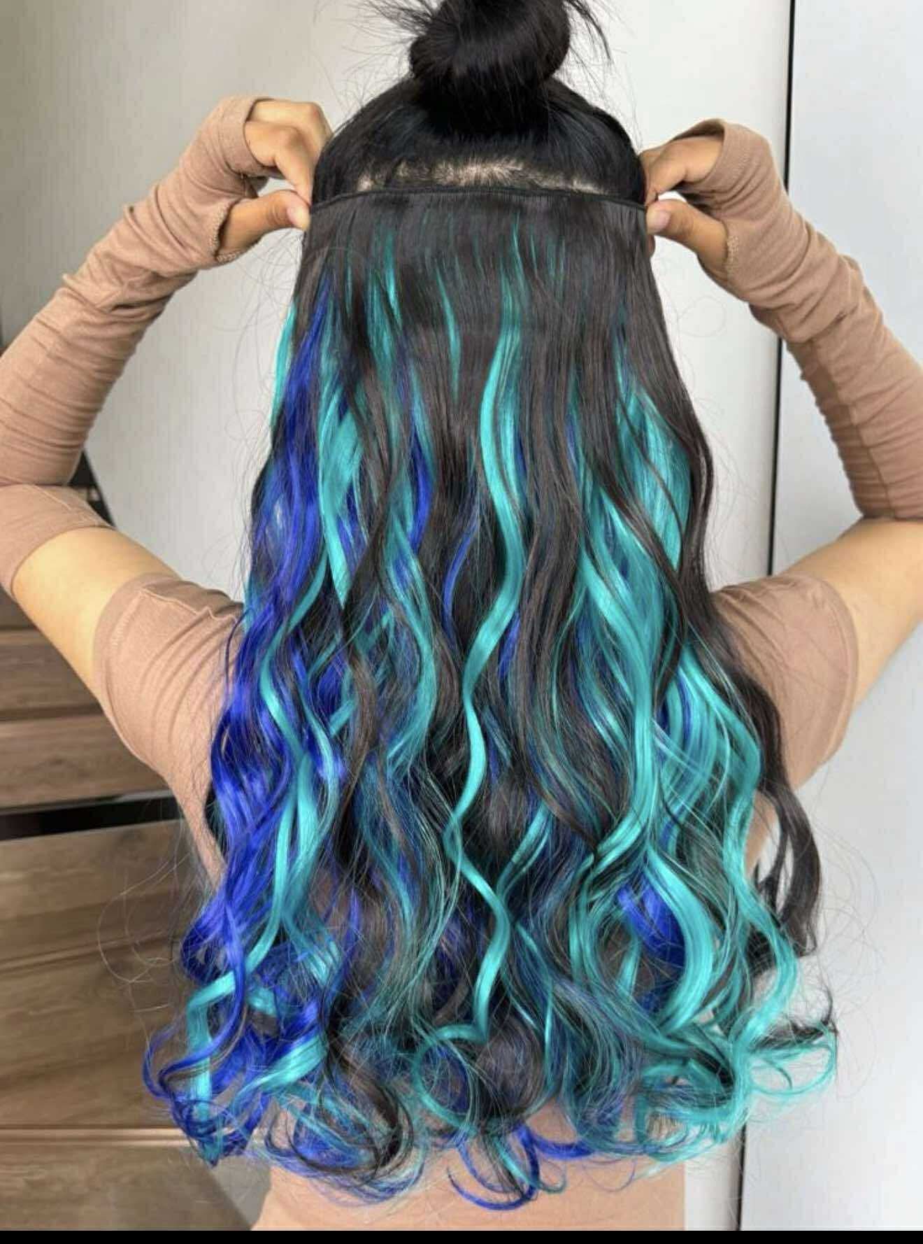 Oceanic Blue And Black 20 Inch Hair Extensions