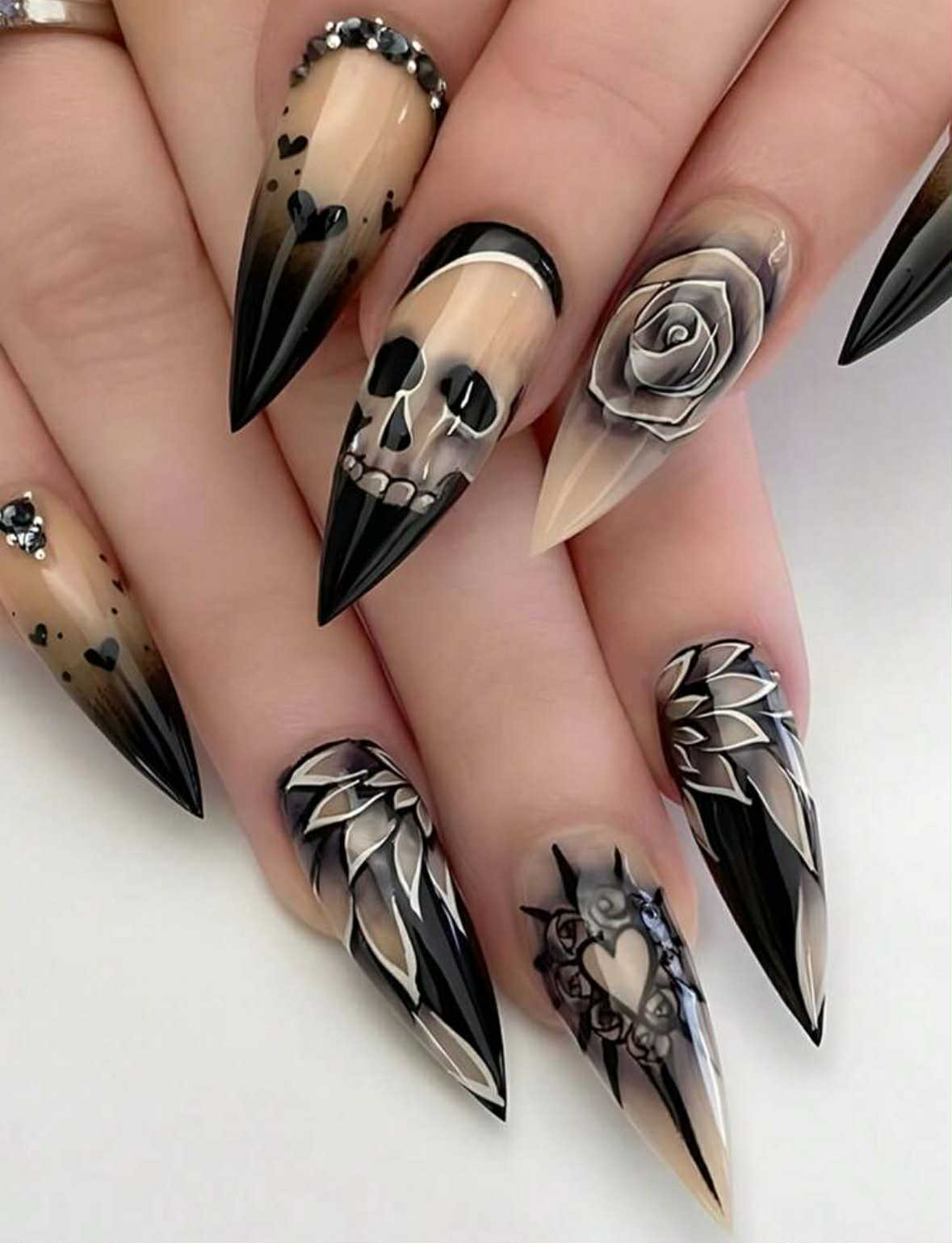 Skull Style Claw Nails