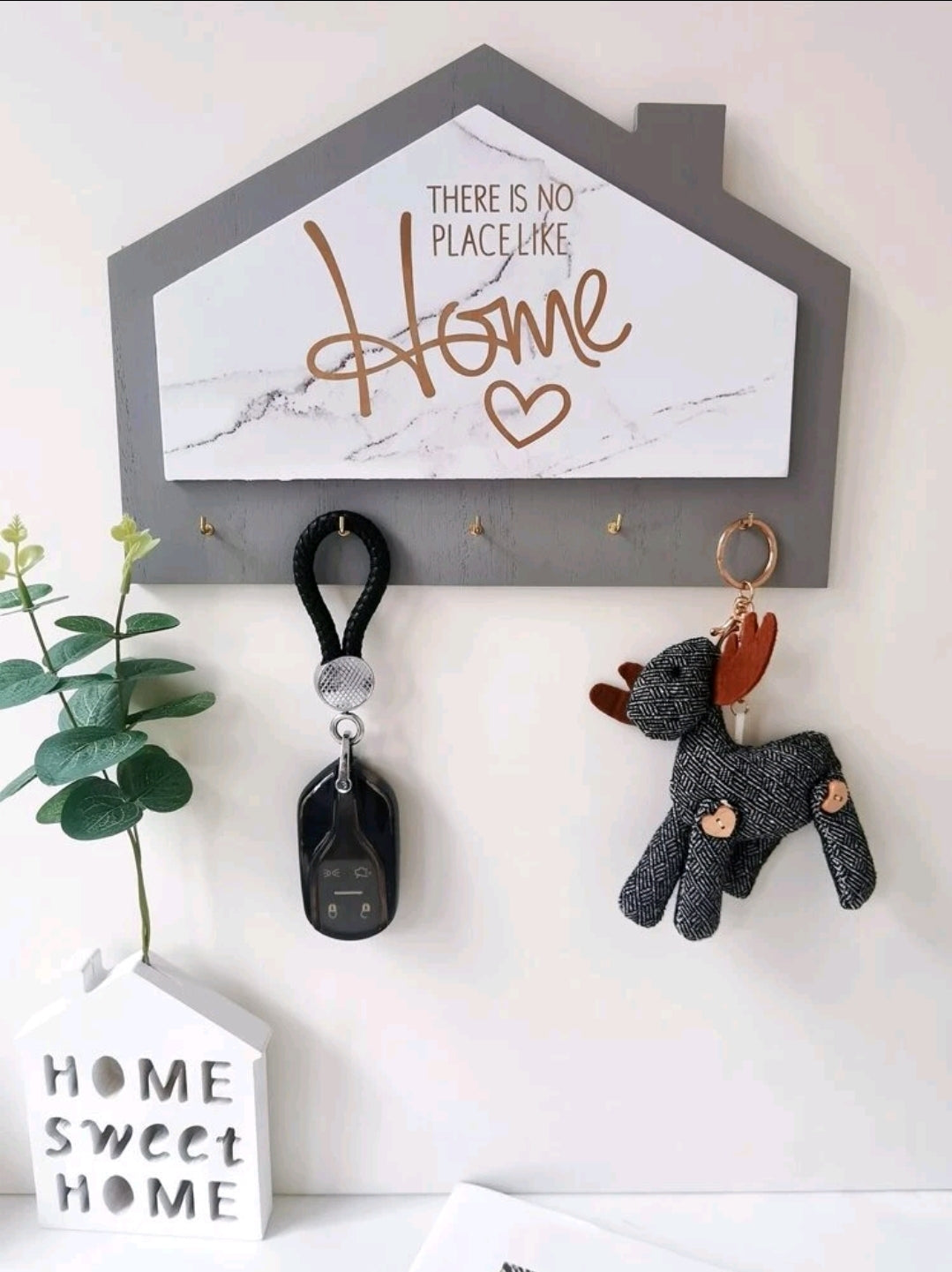 There Is No Place Like Home Key Holder