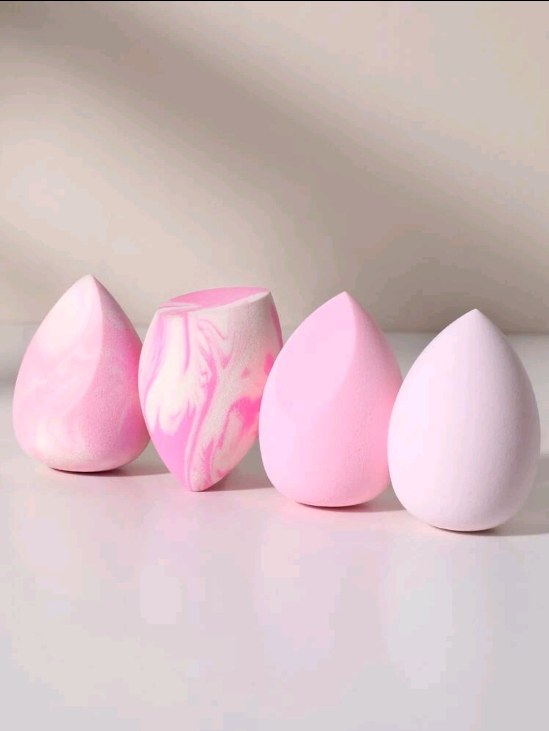 4 Makeup Sponges