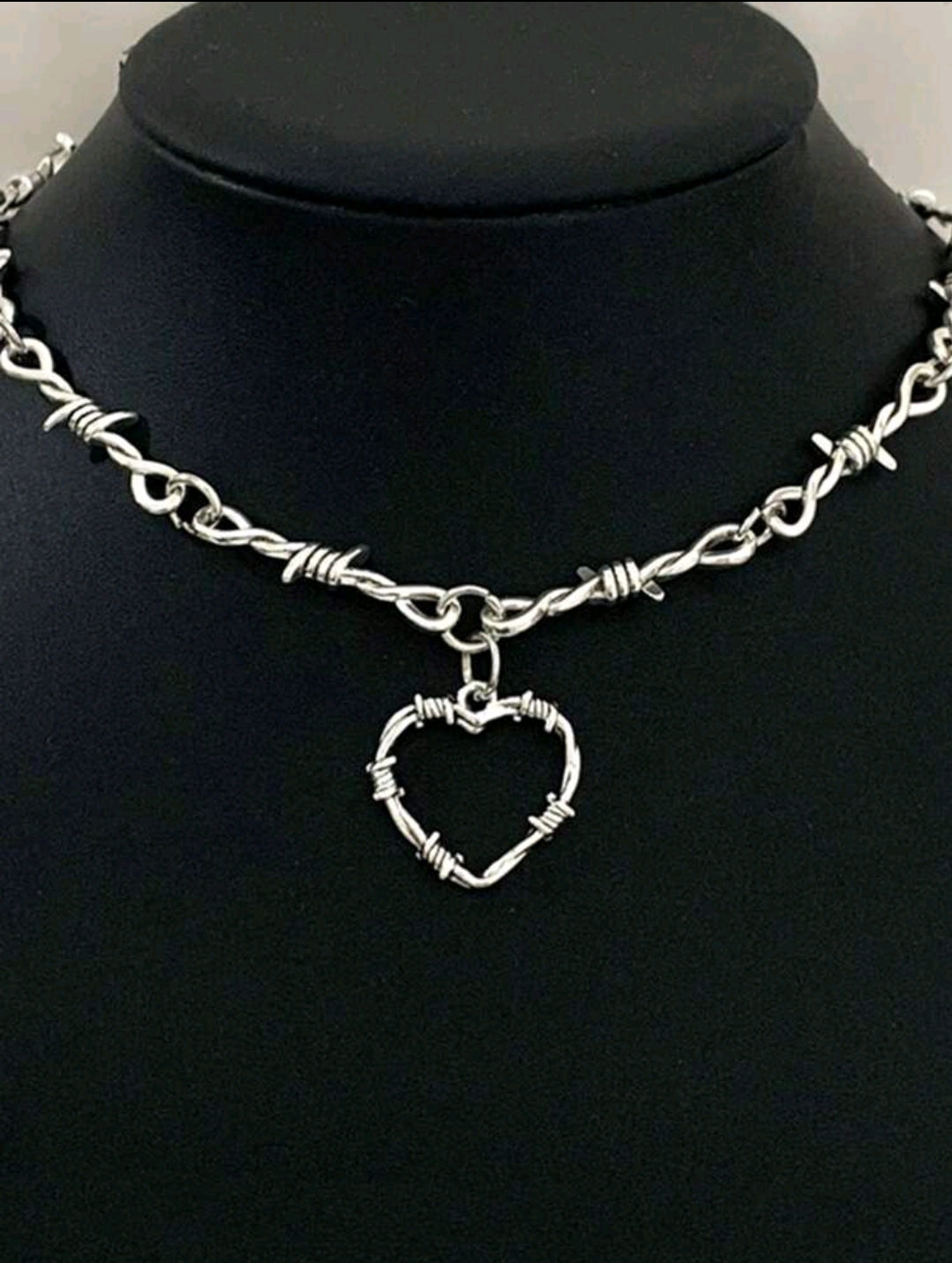 Wired Bramble and Heart Necklace