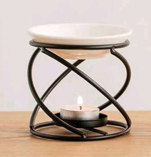 Four Twist Essential Oil Holder