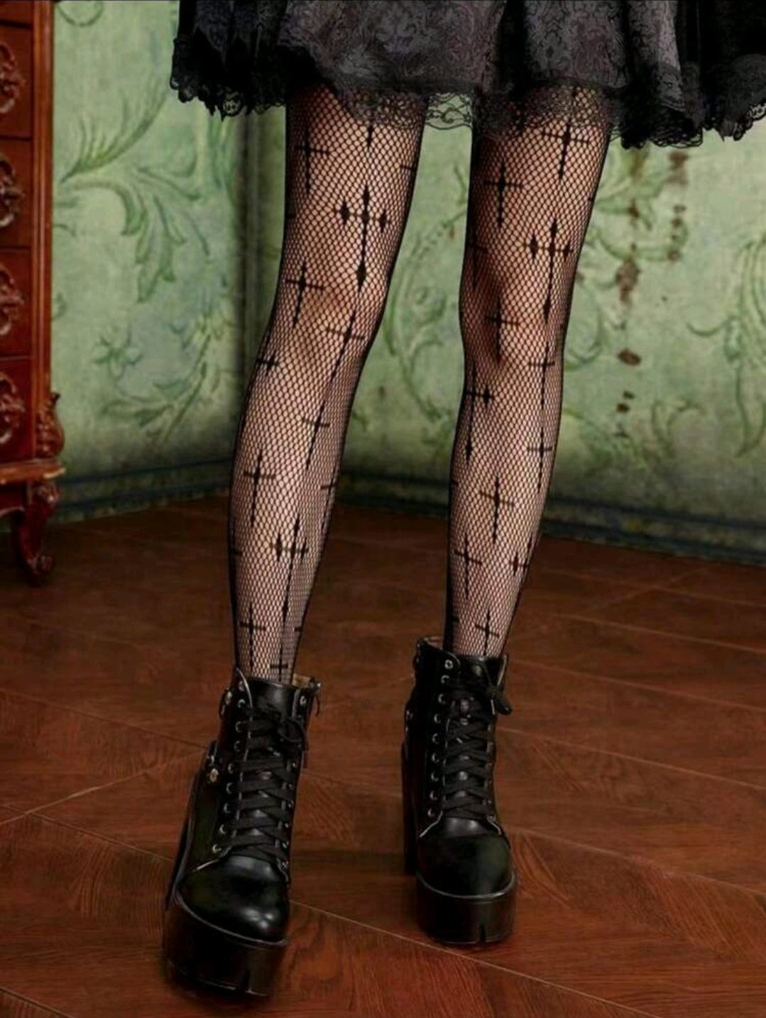 Cross Tights