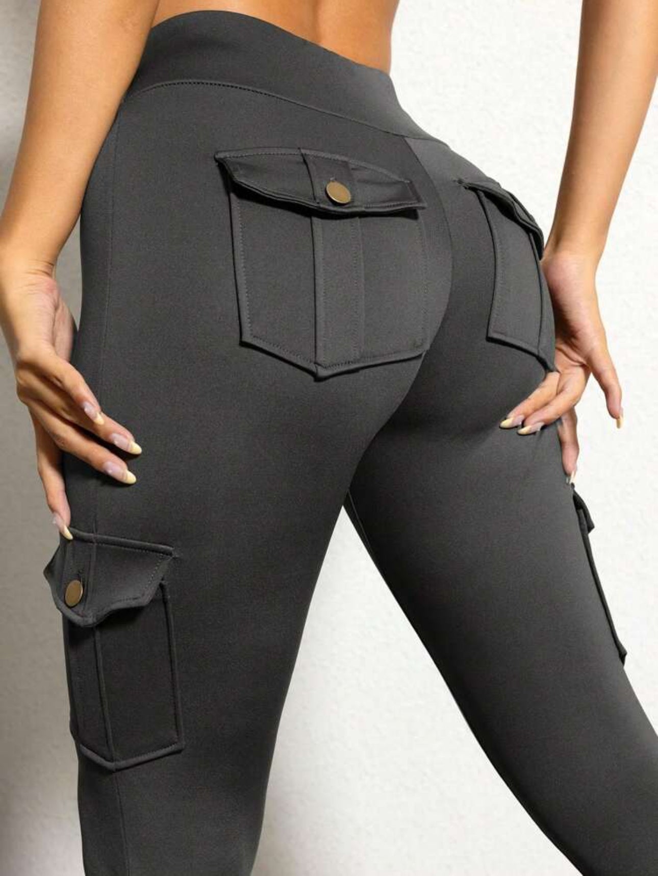 Cargo Pocket Style Yoga Leggings