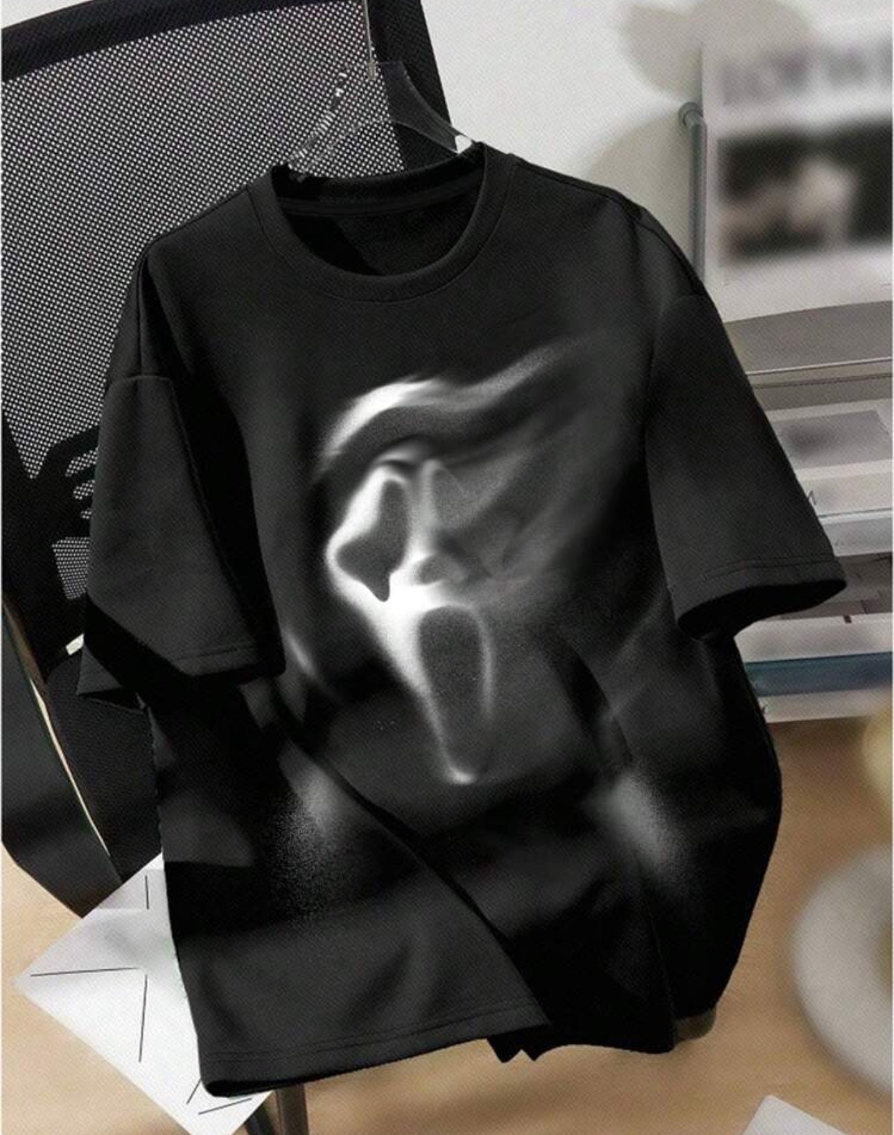 Curve Scream T-shirt