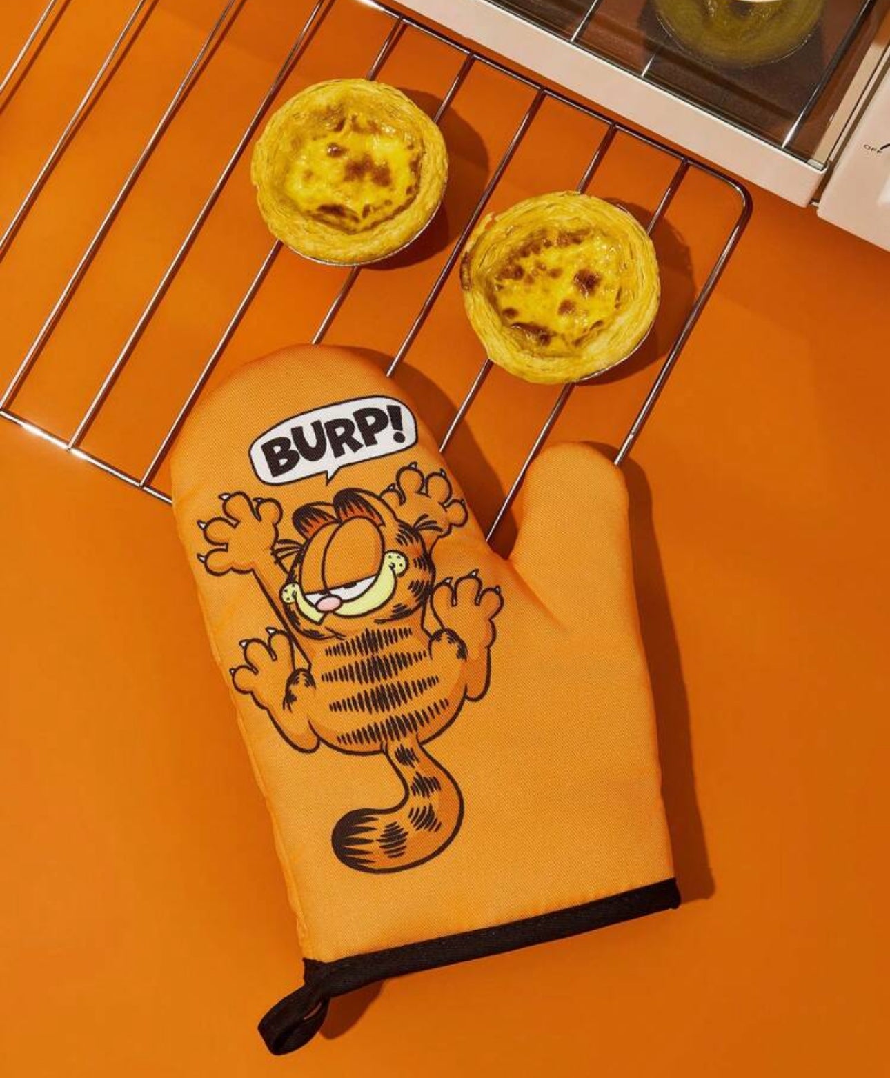 Garfield Oven Mitt
