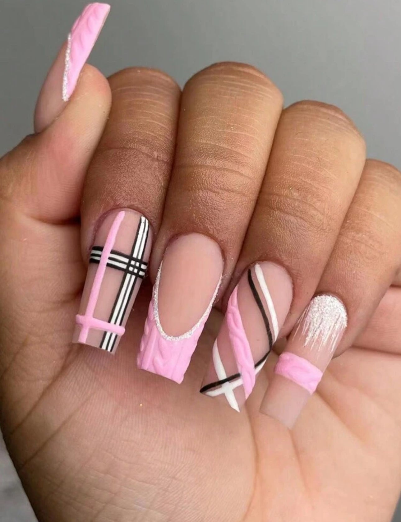 Pink Criss Cross Nails