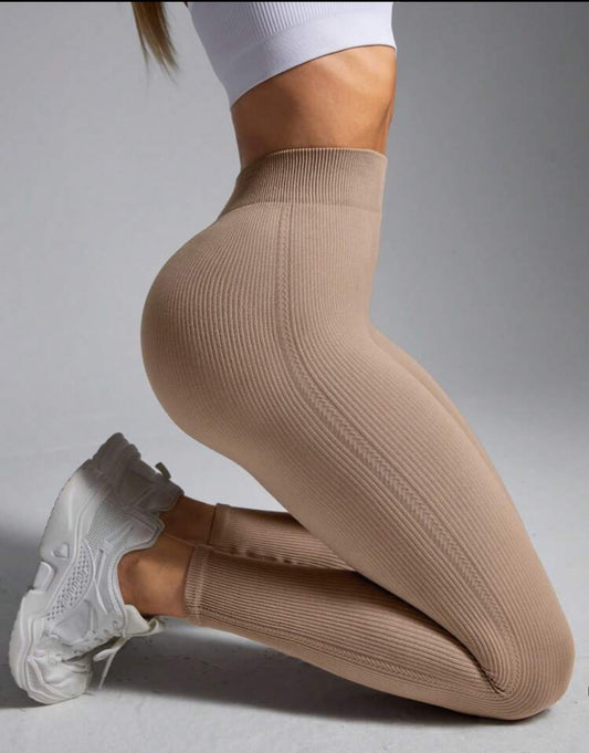 High Waisted Seamless Leggings