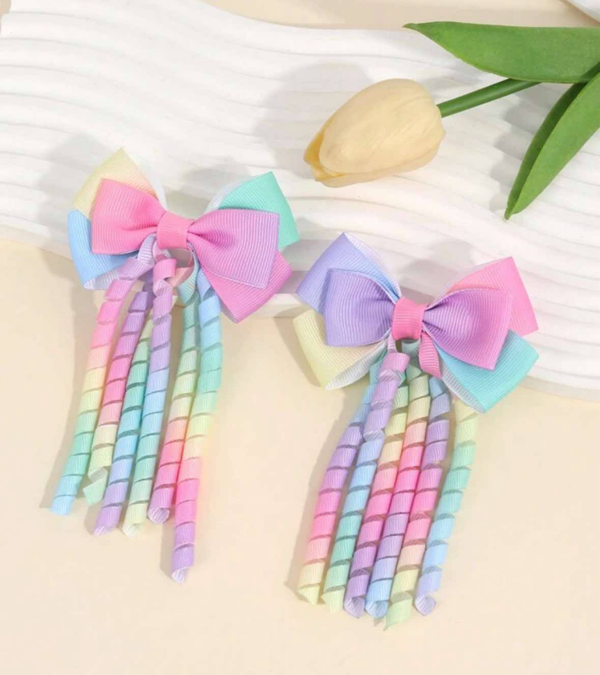 2 Piece Unicorn Style Curly Bows