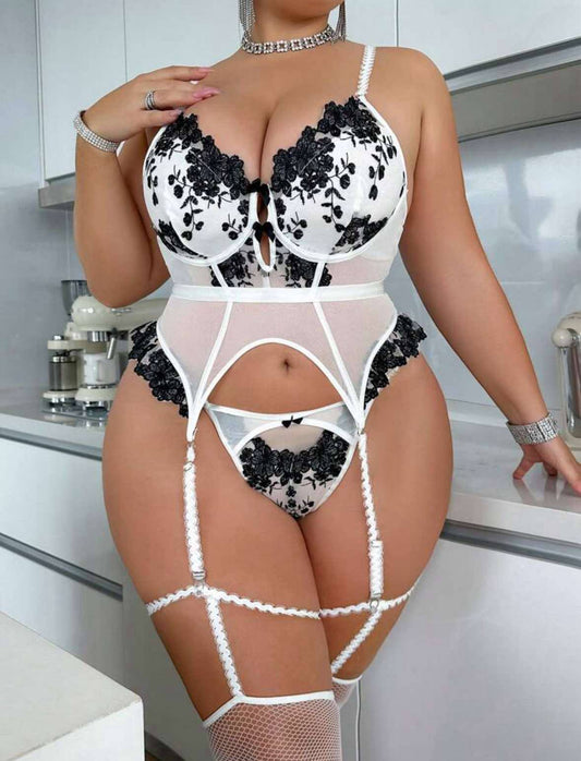 White and Black Floral Lace Set
