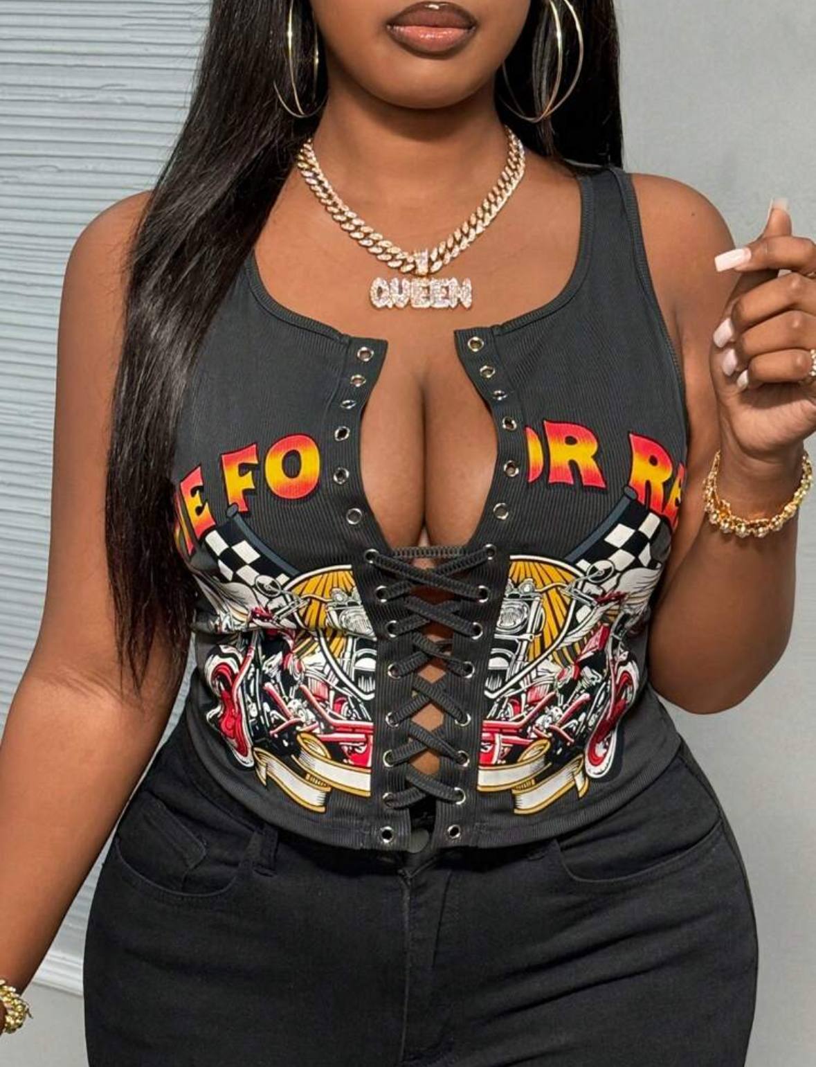 Curve Street Wear Crisscross Cropped T-shirt